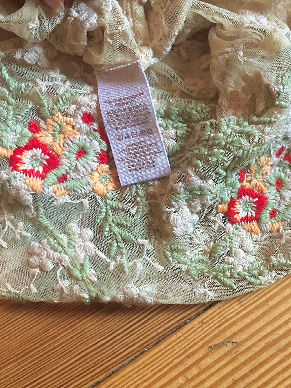 Free People Jubilee Floral Embroidered Sheer Top Sz XS - Picture 13 of 13